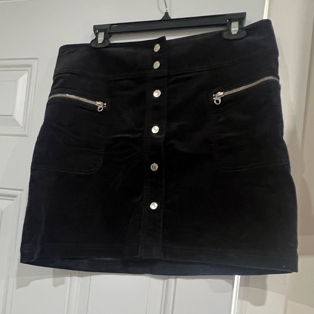 GAP Black Mini Skirt with Silver Accents